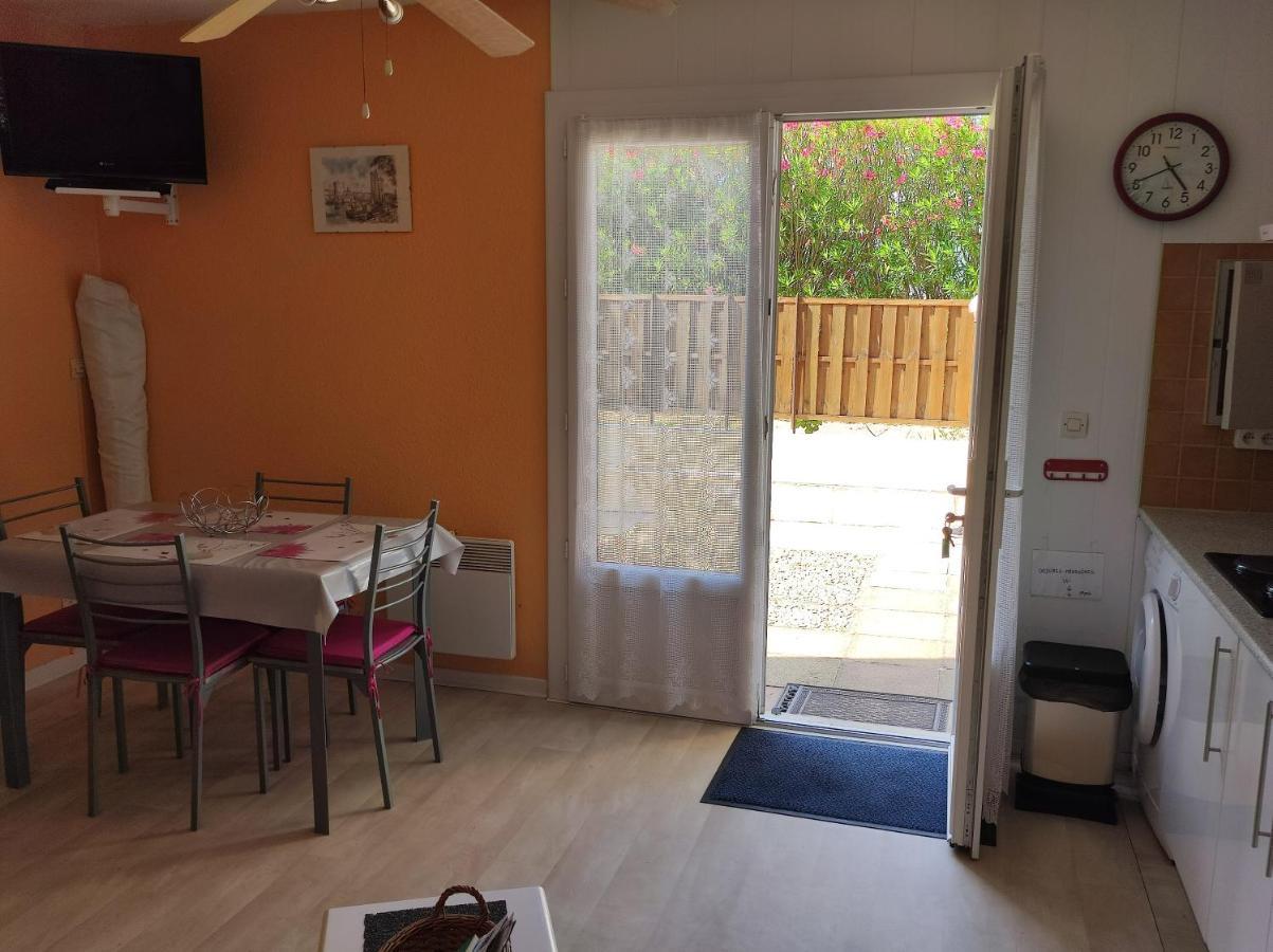 Coquette Villa De Vacances Le Barcares Exterior photo